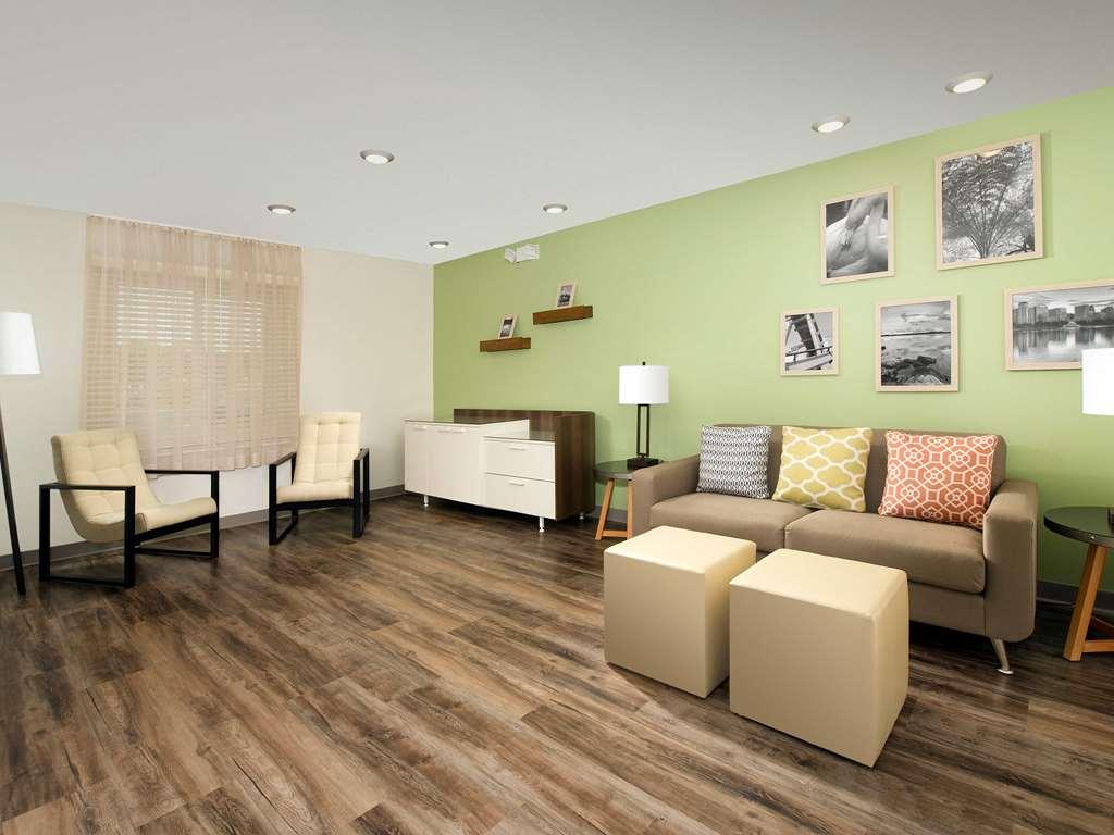 Woodspring Suites Providence Interiør billede